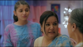 Woh To Hai Albela - 1st April 2022